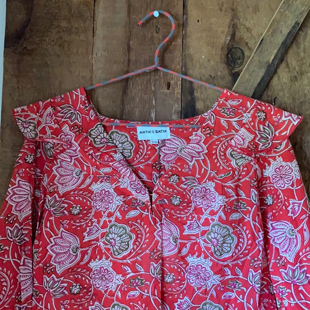 NWT Red Floral Antik Batik Top S 38 lovely!!
